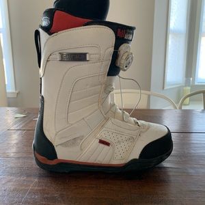 Men’s Anthem snowboard boots, sz 9